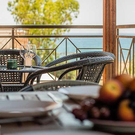 The Salnik Beach Apartment Limasol Buitenkant foto