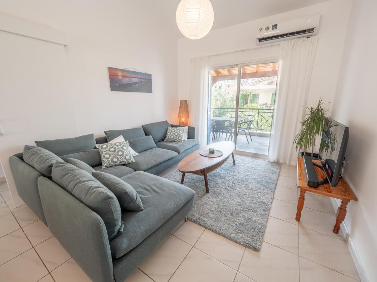 The Salnik Beach Apartment Limasol Buitenkant foto