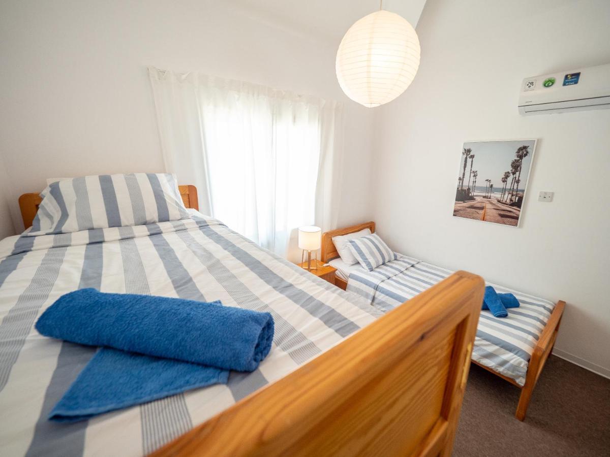 The Salnik Beach Apartment Limasol Buitenkant foto
