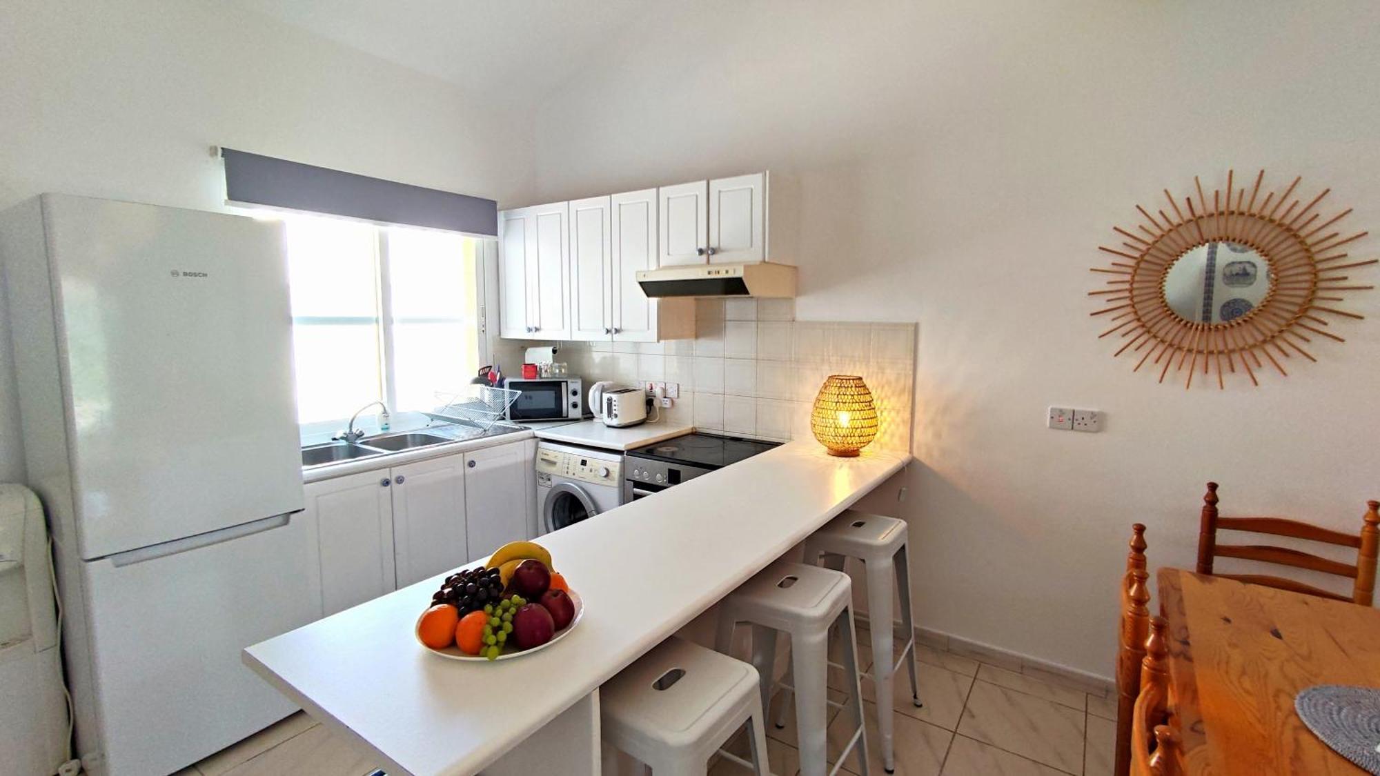 The Salnik Beach Apartment Limasol Kamer foto